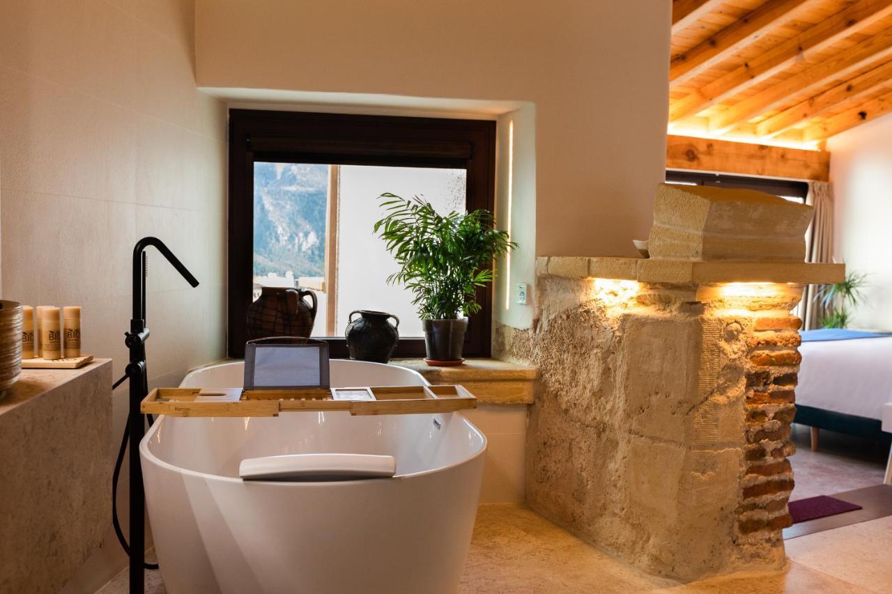 Hotel Poeta Jorge Manrique Segura de la Sierra Zewnętrze zdjęcie